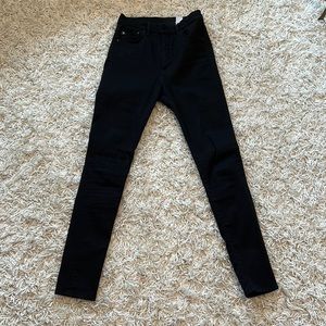 H&M black shaping jeans